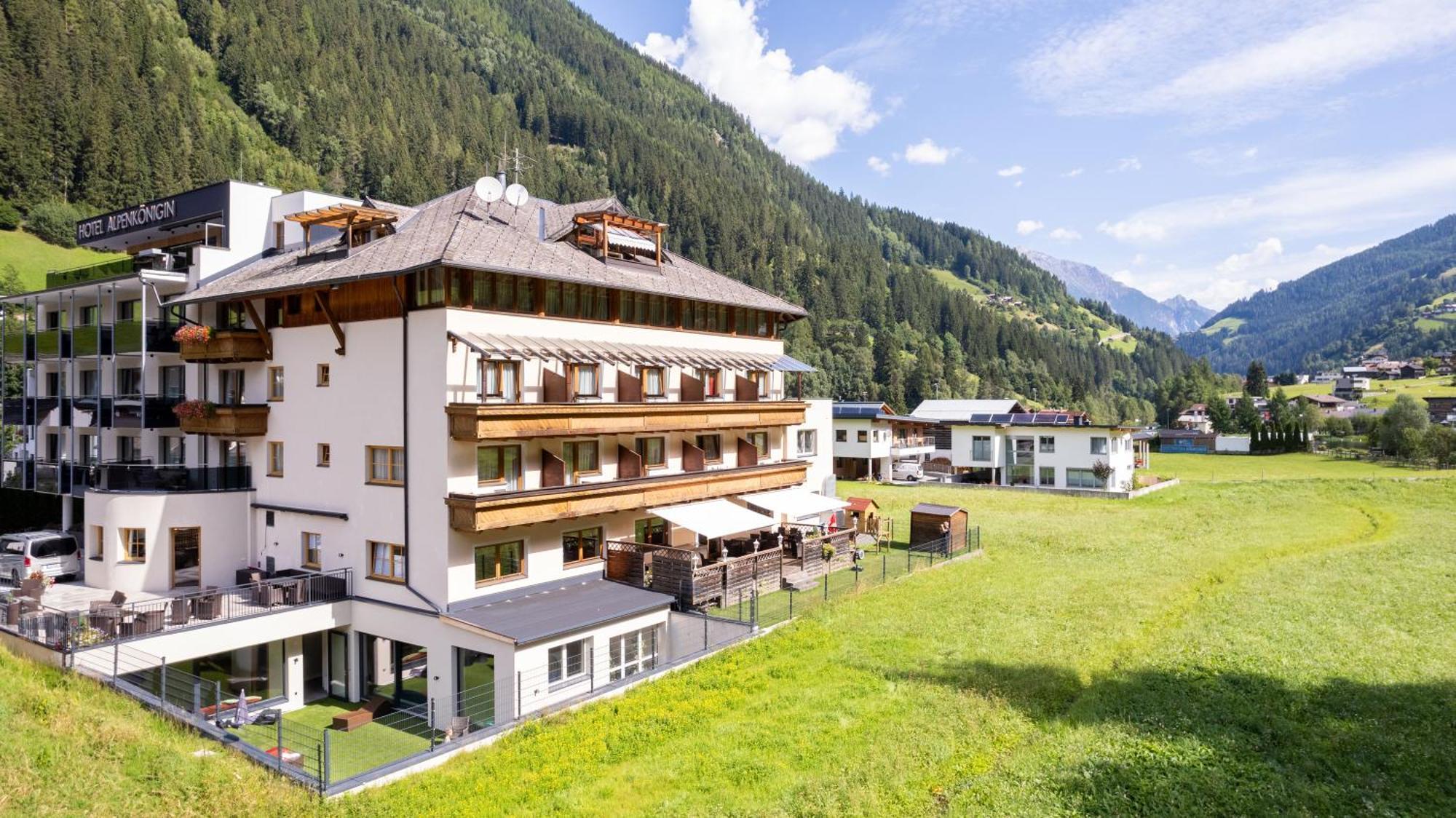 Alpenkoenigin - Sommer Silvretta Premium Card Inklusive 4*